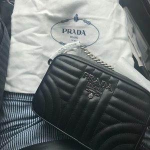 Meet your Posher, Liz